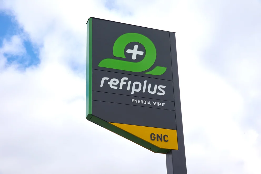 Estación de servicio Refiplus